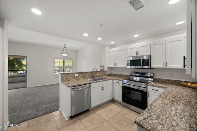 19700 N 76TH Street 2142, Scottsdale, AZ 85255