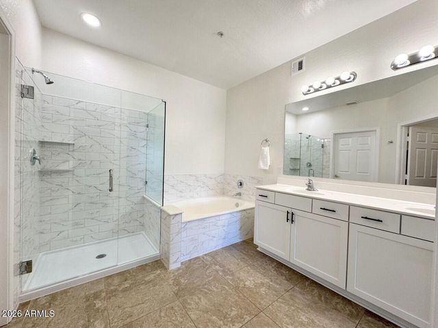 19700 N 76TH Street 2142, Scottsdale, AZ 85255