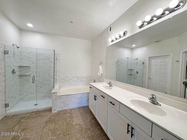 19700 N 76TH Street 2142, Scottsdale, AZ 85255