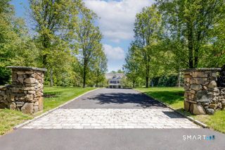 80 Bayberry Lane, Westport, CT 06880