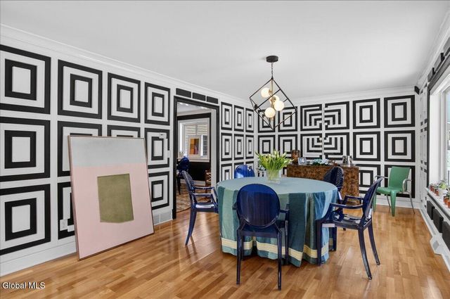 30 Loudonwood East, Colonie, NY 12211