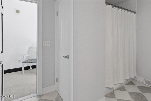 30 Loudonwood East, Colonie, NY 12211