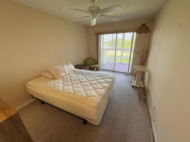 4075 Cornwall D, Boca Raton, FL 33434