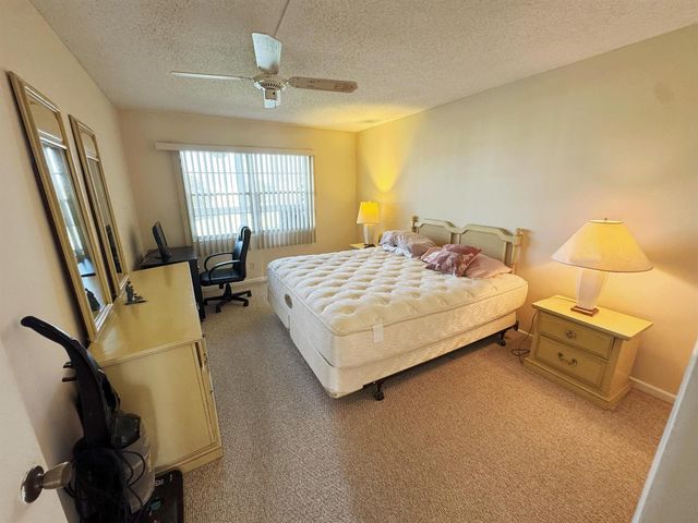 4075 Cornwall D, Boca Raton, FL 33434