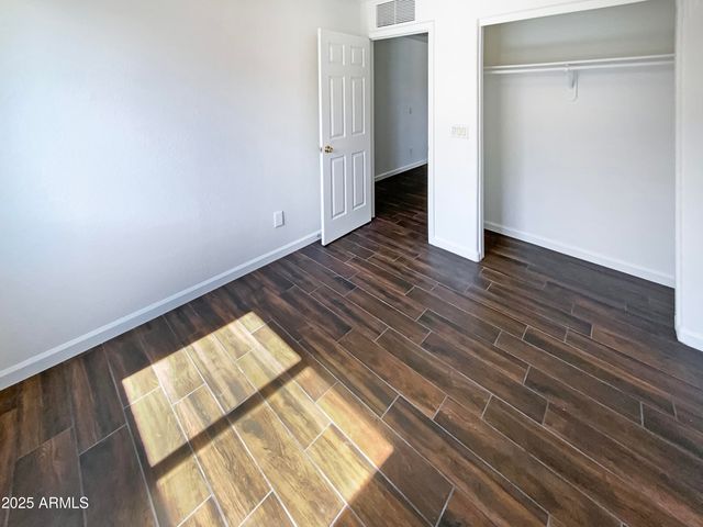 17517 W VENTURA Street, Surprise, AZ 85388