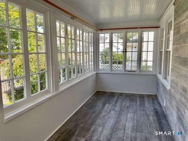 31 Faucett Street, Stamford, CT 06906