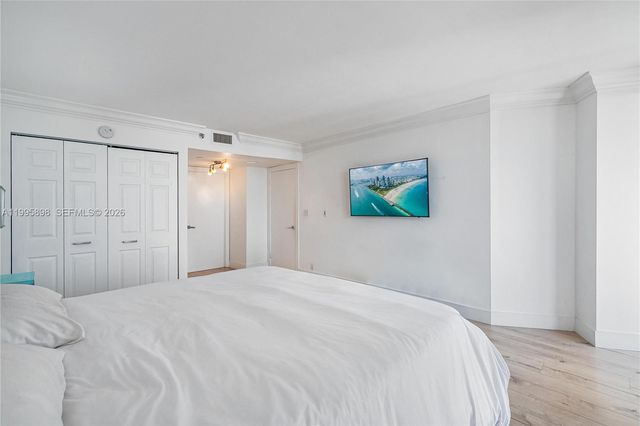 2000 Towerside Ter PH9, Miami, FL 33138