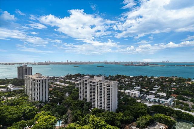 2000 Towerside Ter PH9, Miami, FL 33138