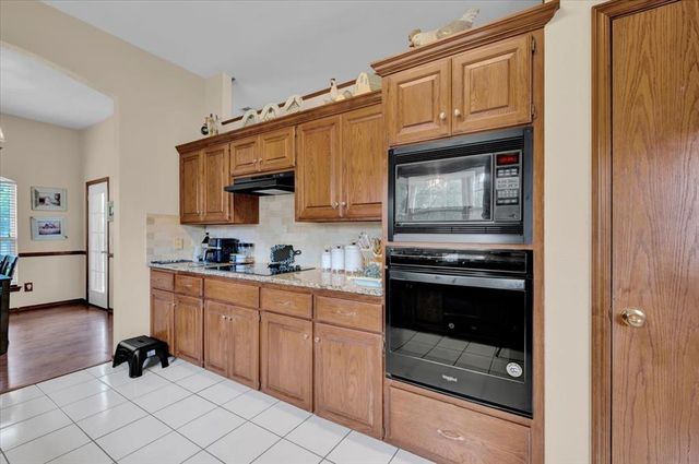 2912 Astor Drive, Norman, OK 73072
