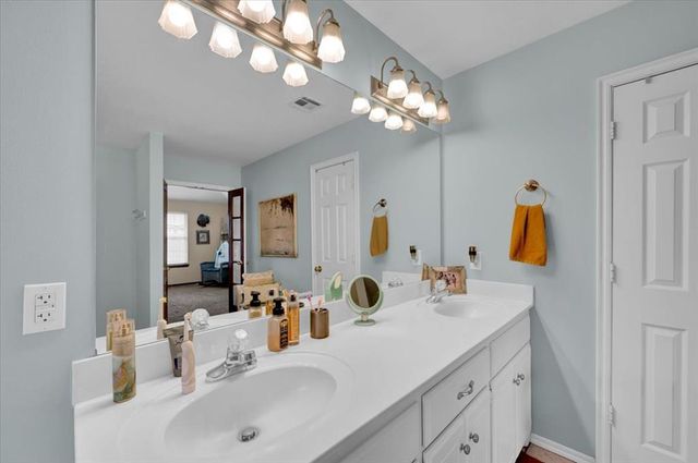 2912 Astor Drive, Norman, OK 73072
