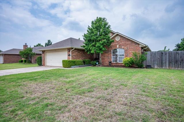 2912 Astor Drive, Norman, OK 73072