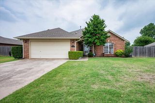 2912 Astor Drive, Norman, OK 73072