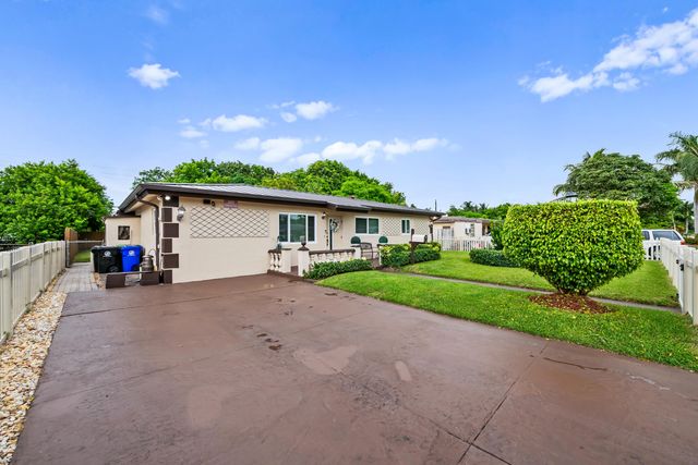 480 Alabama Avenue, Fort Lauderdale, FL 33312