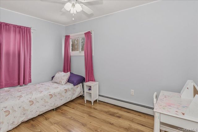 30 Echo Lane, Levittown, NY 11756