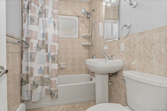 30 Echo Lane, Levittown, NY 11756