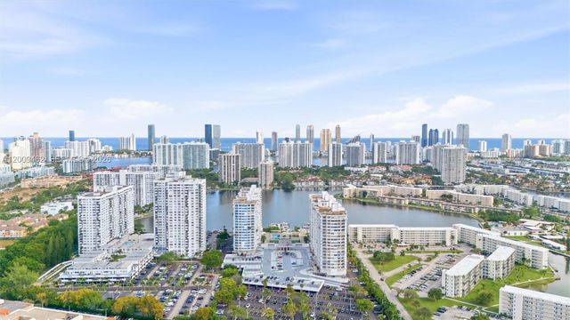 18071 Biscayne Blvd 802, Aventura, FL 33160