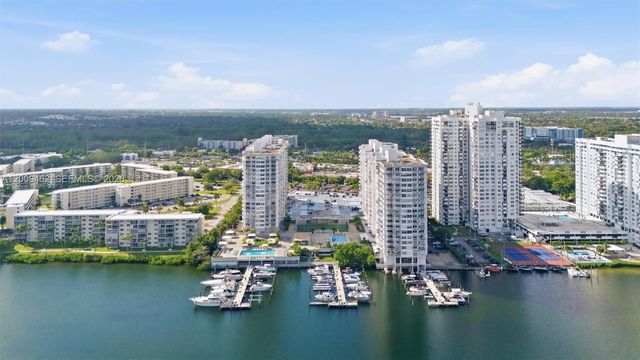 18071 Biscayne Blvd 802, Aventura, FL 33160