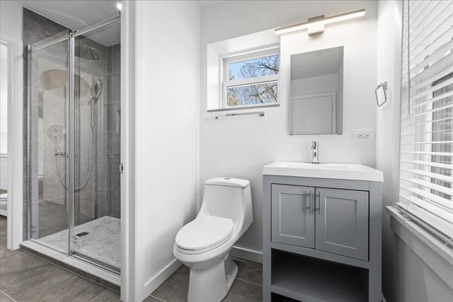 380 Sterling Road, Kenilworth, IL 60043