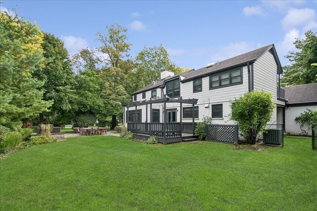 380 Sterling Road, Kenilworth, IL 60043