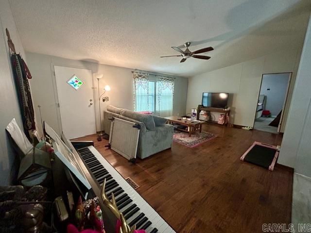 132 Ouachita 476, Camden, AR 71701