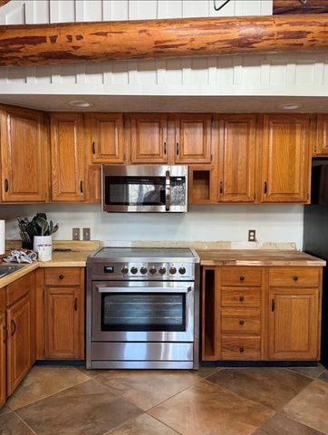 13200 Anita Lane, Edmond, OK 73034