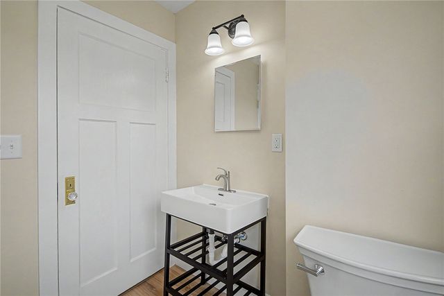 2041 Mayfair Road, Dayton, OH 45405