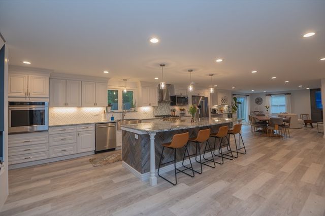 26 N Shetland Rd, Danvers, MA 01923