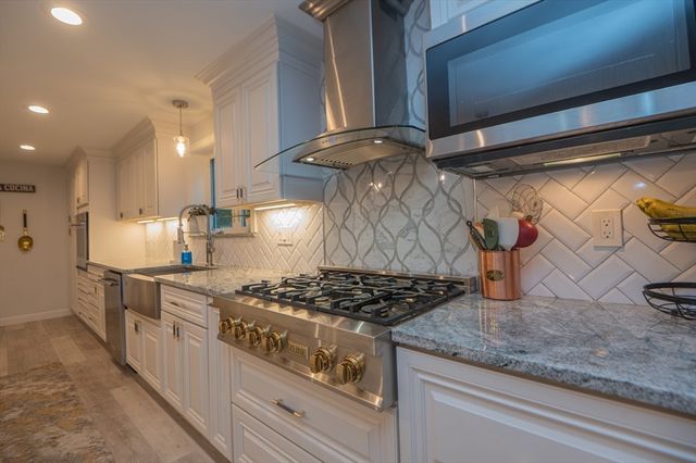26 N Shetland Rd, Danvers, MA 01923