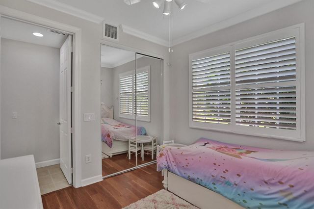 8246 NW 127th Lane 29-c, Parkland, FL 33076