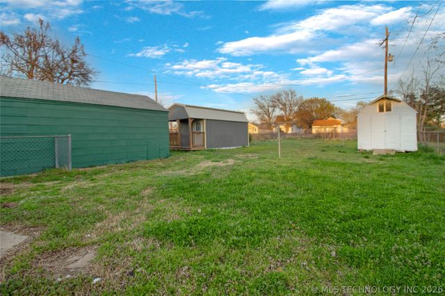 1714 S Armstrong Avenue, Bartlesville, OK 74003