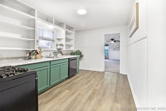 1714 S Armstrong Avenue, Bartlesville, OK 74003