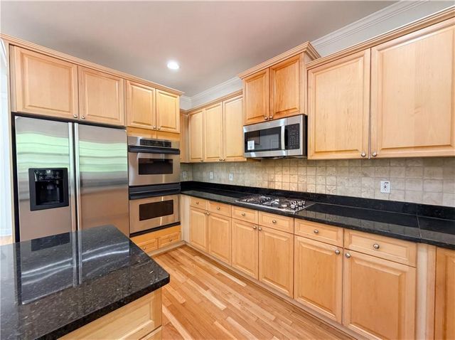 100 James Ridge Drive, Stockbridge, GA 30281