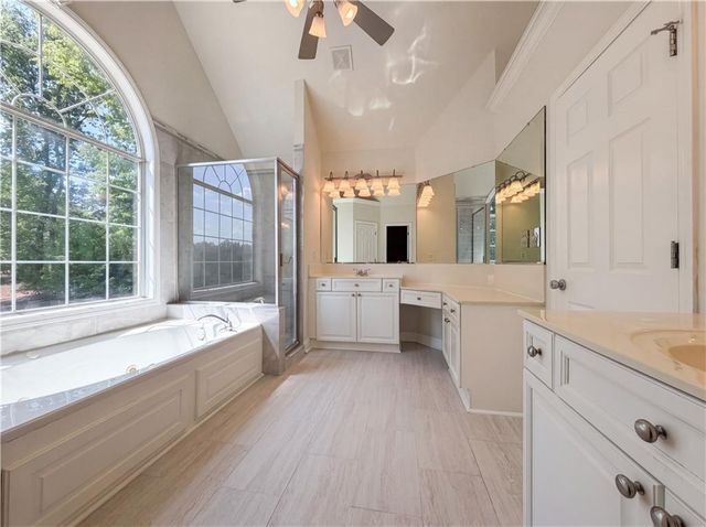 100 James Ridge Drive, Stockbridge, GA 30281