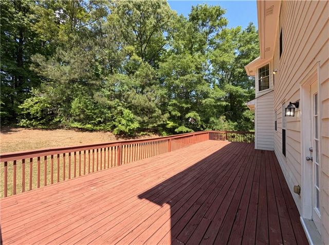 100 James Ridge Drive, Stockbridge, GA 30281
