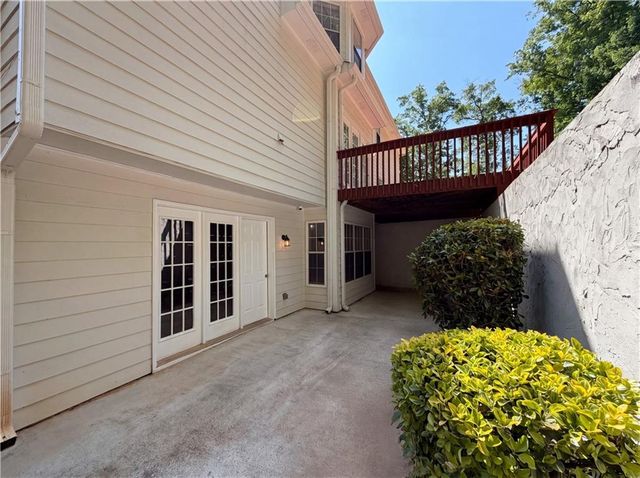 100 James Ridge Drive, Stockbridge, GA 30281