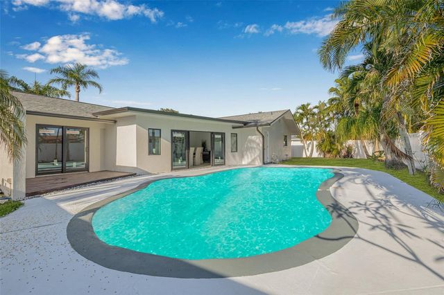 4495 CLEARWATER HARBOR DRIVE S, Largo, FL 33770