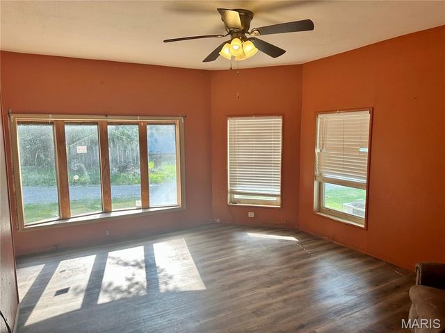 4903 Columbia Street, Alton, IL 62002