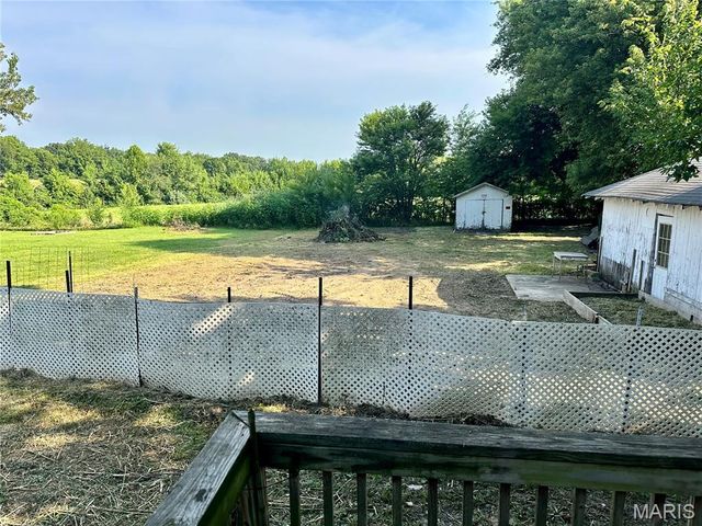 4903 Columbia Street, Alton, IL 62002