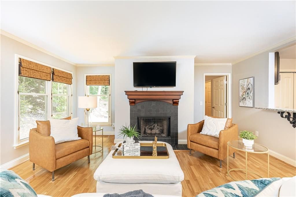 602 Bainbridge Drive 602, Atlanta, GA 30327