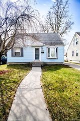 20323 Champaign Street, Taylor, MI 48180