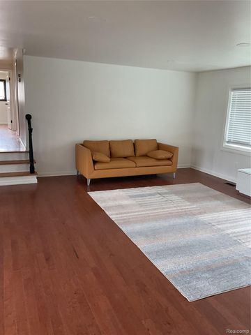 7070 Riverstone Road, West Bloomfield Charter Township, MI 48322