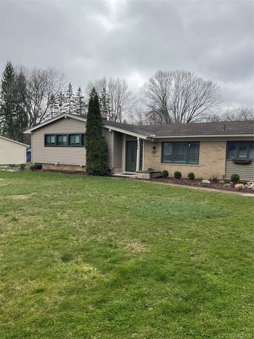 7070 Riverstone Road, West Bloomfield Charter Township, MI 48322