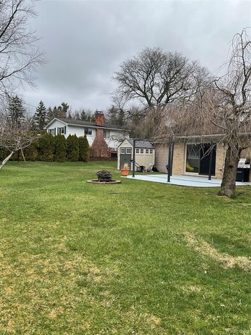 7070 Riverstone Road, West Bloomfield Charter Township, MI 48322