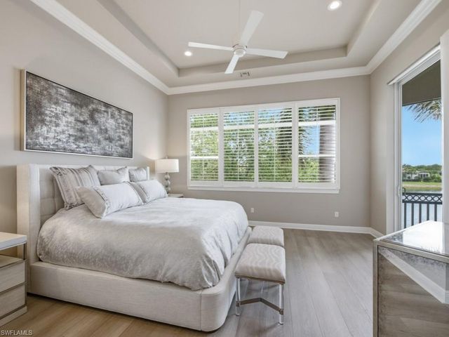 28511 Calabria CT 202, Naples, FL 34110