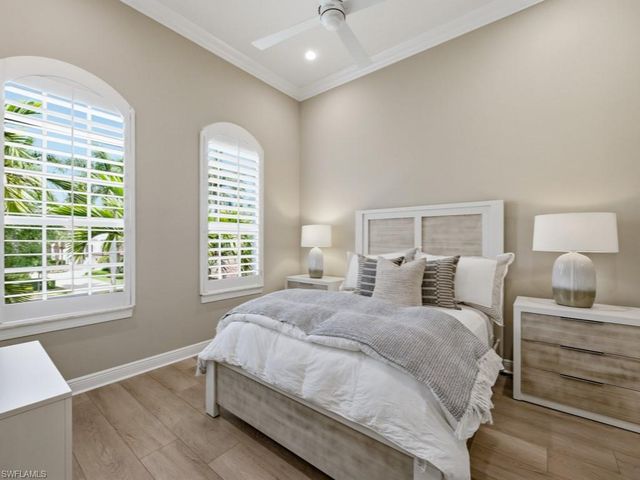 28511 Calabria CT 202, Naples, FL 34110