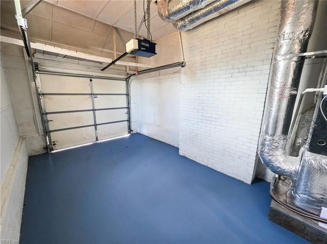 450 Kemp LN, Chesapeake, VA 23325