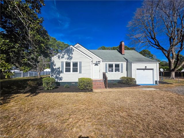 450 Kemp LN, Chesapeake, VA 23325