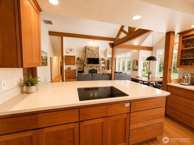 2217 Nut Tree Loop SE, Olympia, WA 98501