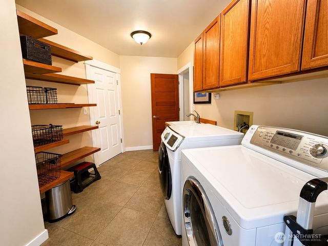 2217 Nut Tree Loop SE, Olympia, WA 98501