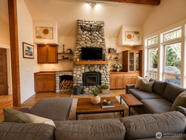 2217 Nut Tree Loop SE, Olympia, WA 98501
